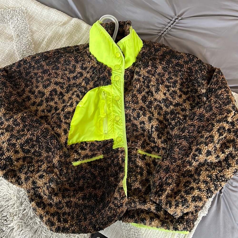 Free people movement leopard fleece jacket size xs